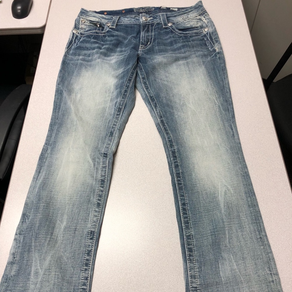 Miss Me Distressed stretch jeans